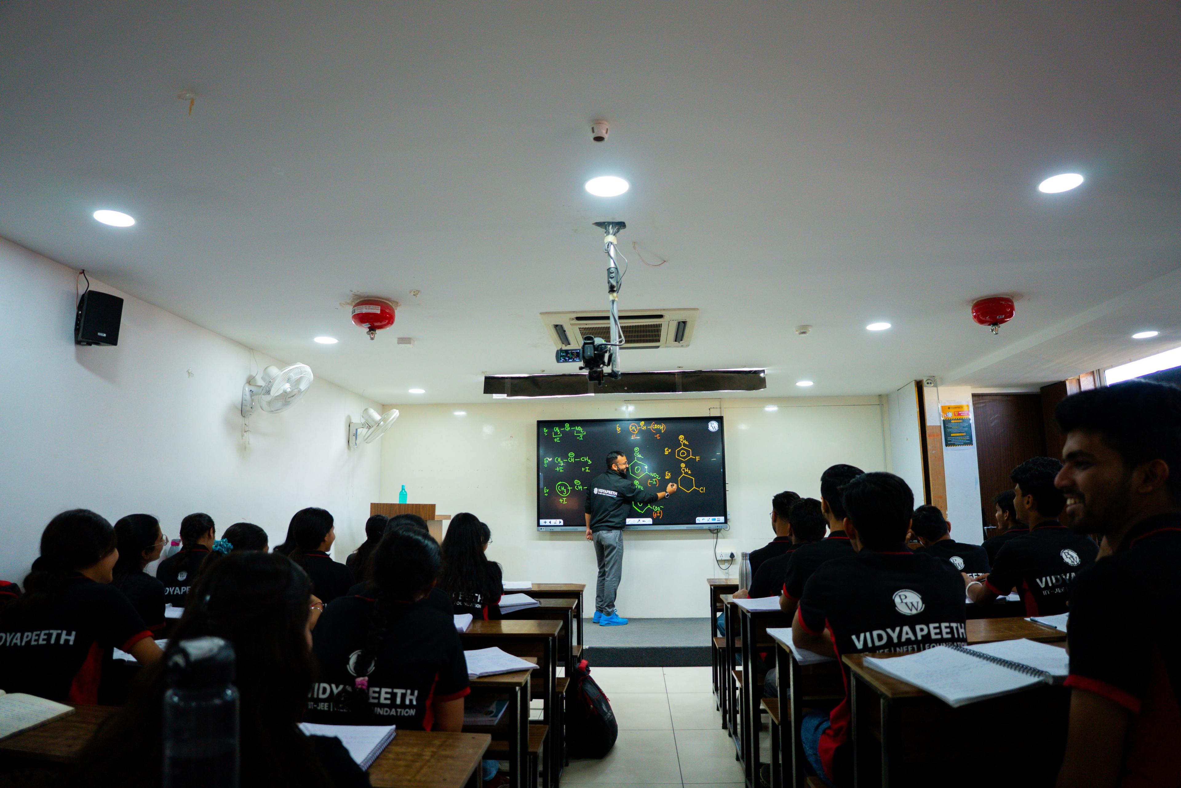 media-4